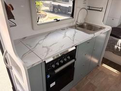 2025 Dreamhaven Dreamhaven 18 Series Tourline Caravan