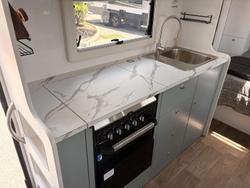 2025 Dreamhaven Dreamhaven 18 Series Tourline Caravan