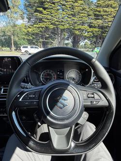 2025 Suzuki Fronx Hybrid KW Splendid Silver Pearl Metallic + Bluish Black Pearl