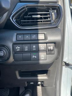 2025 Suzuki Fronx Hybrid KW Splendid Silver Pearl Metallic + Bluish Black Pearl