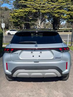 2025 Suzuki Fronx Hybrid KW Splendid Silver Pearl Metallic + Bluish Black Pearl