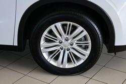 2024 Mitsubishi Outlander ES