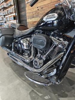 2022 Harley-Davidson Heritage Classic 114 (FLHCS) Softail Black