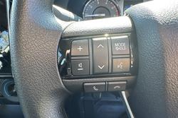 2025 Toyota Hilux SR