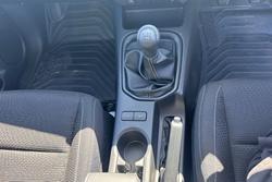 2025 Toyota Hilux SR