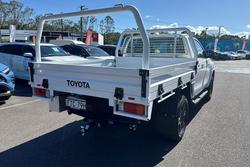 2025 Toyota Hilux SR