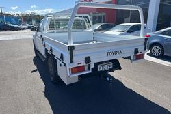 2025 Toyota Hilux SR