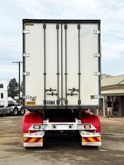 2006 Maxitrans 12 Pallet Lead Refrigerated Trailer