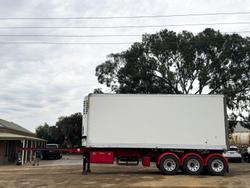 2006 Maxitrans 12 Pallet Lead Refrigerated Trailer