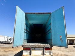 2005 Maxitrans 22 Pallet Triaxle Fridge Trailer