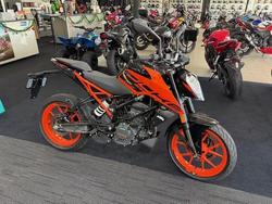 2023 KTM 200 Duke Duke Orange