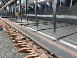 2009 CASE IH 2142 Rigid Draper