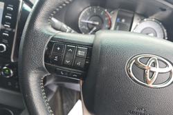 2021 Toyota Hilux SR5