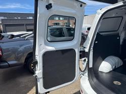 2025 LDV G10