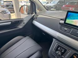 2025 LDV G10