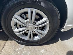 2025 LDV G10