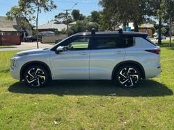 2024 Mitsubishi Outlander Exceed Tourer ZM MY24 AWD White Diamond with Black Mica Roof