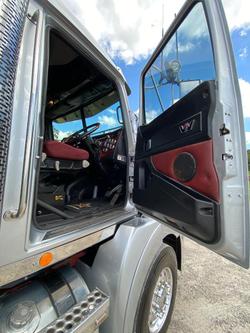 2016 Western Star 5800 Series