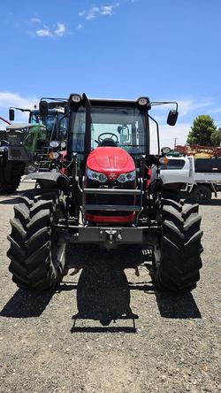 2022 Massey Ferguson 6712 Global Series Red