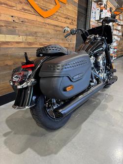 2025 Harley-Davidson Heritage Classic 117 (FLHC) Softail Black