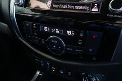 2023 Nissan Navara ST-X