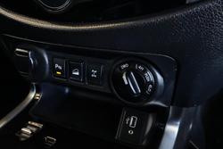 2023 Nissan Navara ST-X