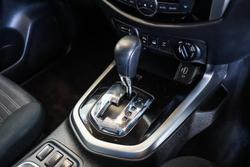 2023 Nissan Navara ST-X