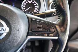 2023 Nissan Navara ST-X