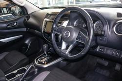 2023 Nissan Navara ST-X