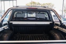 2023 Nissan Navara ST-X