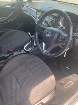 2018 Holden Astra R+