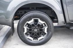 2025 Nissan Navara ST-X