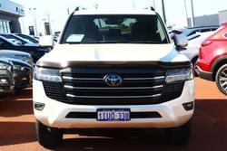 2024 Toyota Landcruiser GXL