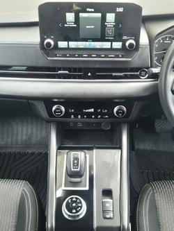 2022 Mitsubishi Outlander LS