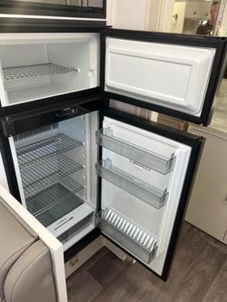 2022 Design RV Forerunner Van 2-1, 19'