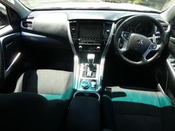 2022 Mitsubishi Pajero Sport GLX