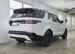 2022 Land Rover Discovery D300 R-Dynamic S