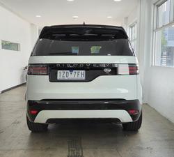 2022 Land Rover Discovery D300 R-Dynamic S