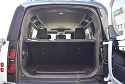 2025 Land Rover Defender 110 P400 X-Dynamic SE L663 MY25.5 AWD Fuji White