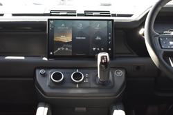 2025 Land Rover Defender 110 P400 X-Dynamic SE L663 MY25.5 AWD Fuji White