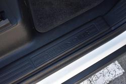 2025 Land Rover Defender 110 P400 X-Dynamic SE L663 MY25.5 AWD Fuji White