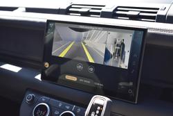 2025 Land Rover Defender 110 P400 X-Dynamic SE L663 MY25.5 AWD Fuji White