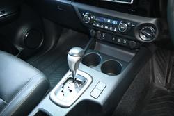 2018 Toyota Hilux SR5