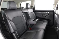 2022 LDV D90