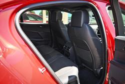 2015 Jaguar XE 25t R-Sport