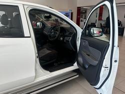 MITSUBISHI TRITON GLX (4x4)
