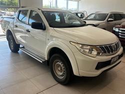 2015 MITSUBISHI TRITON GLX (4x4)