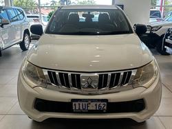 2015 MITSUBISHI TRITON GLX (4x4)