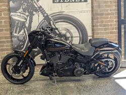 2017 Harley-Davidson CVO Pro Street Breakout (FXSE) CVO Black