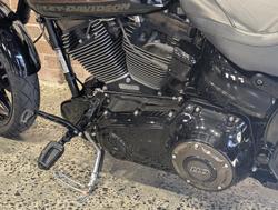 2017 Harley-Davidson CVO Pro Street Breakout (FXSE) CVO Black